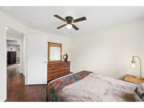 7137 NE Jessup Court Portland OR 97218