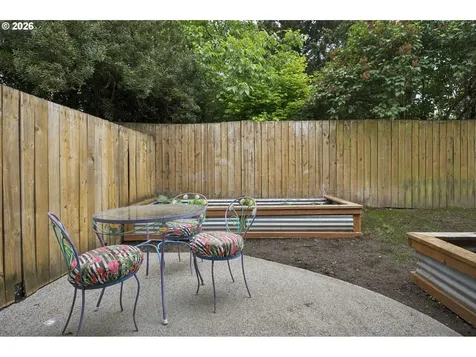 7137 NE Jessup Court Portland OR 97218