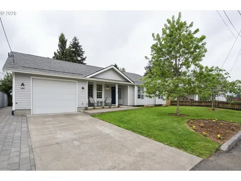 7137 NE Jessup Court Portland OR 97218