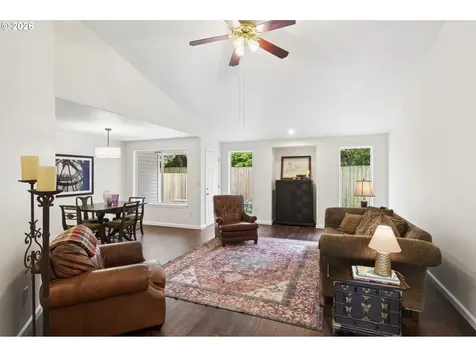 7137 NE Jessup Court Portland OR 97218
