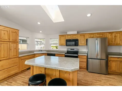 155 SE Whalesong Drive Depoe Bay OR 97341