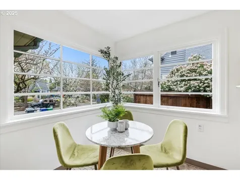 6426 N Moore Avenue Portland OR 97217
