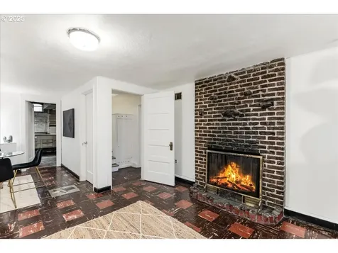 6426 N Moore Avenue Portland OR 97217