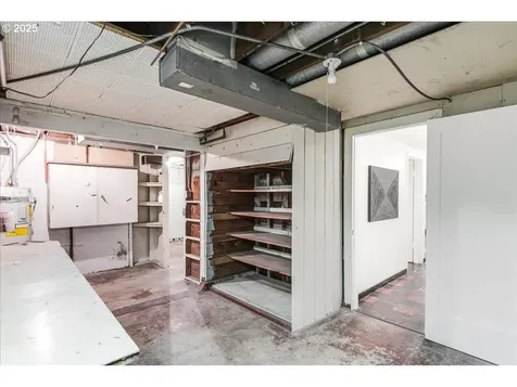 6426 N Moore Avenue Portland OR 97217