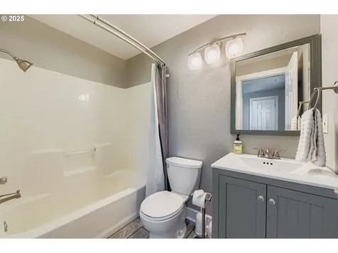 14218 NE 69th Street Vancouver WA 98682