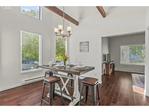 6849 SE Knight Street Portland OR 97206