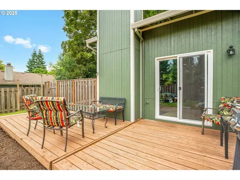 9744 SW Davies Road Beaverton OR 97008