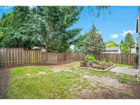 9744 SW Davies Road Beaverton OR 97008