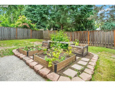 9744 SW Davies Road Beaverton OR 97008