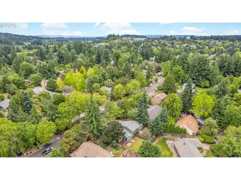 9744 SW Davies Road Beaverton OR 97008