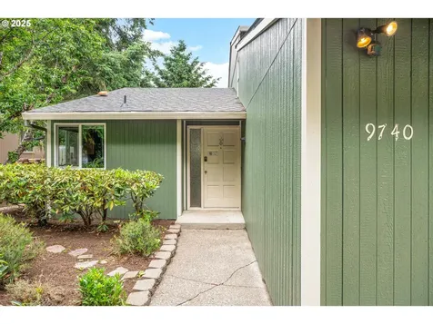 9744 SW Davies Road Beaverton OR 97008