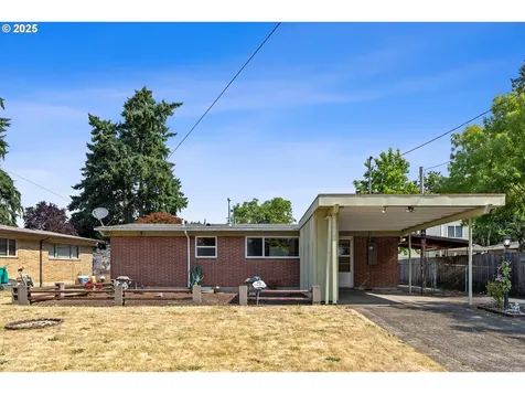 10743 SE Cora Street Portland OR 97266