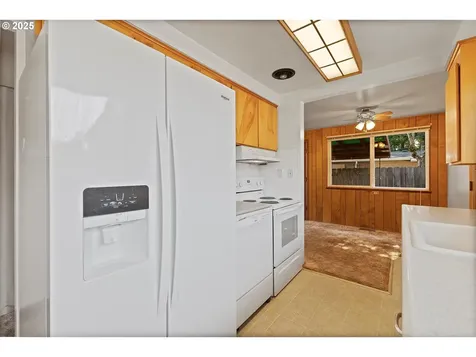 10743 SE Cora Street Portland OR 97266