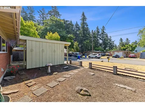 10743 SE Cora Street Portland OR 97266