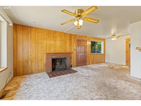 10743 SE Cora Street Portland OR 97266
