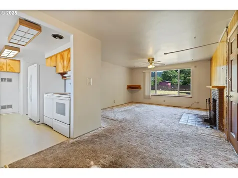 10743 SE Cora Street Portland OR 97266
