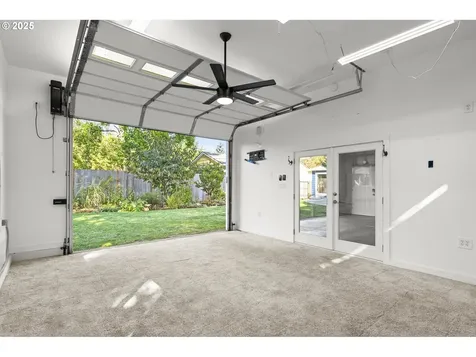 4027 SE 102nd Avenue Portland OR 97266