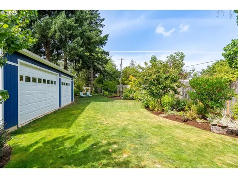 4027 SE 102nd Avenue Portland OR 97266