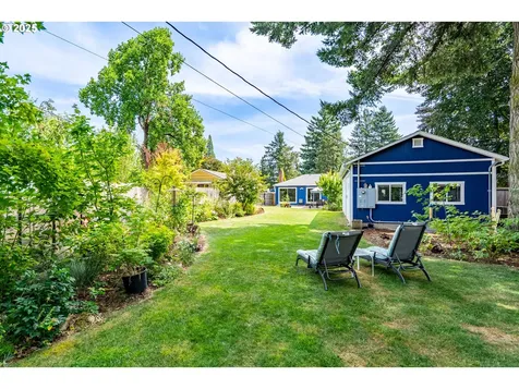 4027 SE 102nd Avenue Portland OR 97266