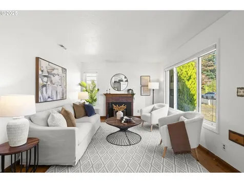 4027 SE 102nd Avenue Portland OR 97266