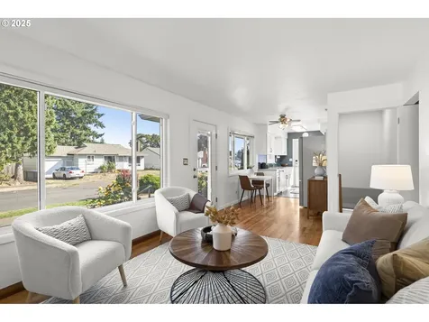 4027 SE 102nd Avenue Portland OR 97266