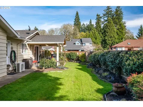 6198 SE Lois Street Hillsboro OR 97123