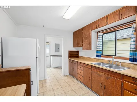 788 SW Cherry Street Dallas OR 97338
