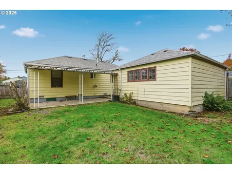 788 SW Cherry Street Dallas OR 97338