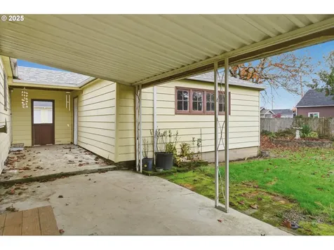 788 SW Cherry Street Dallas OR 97338