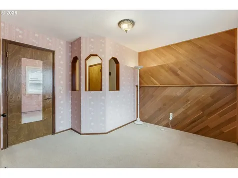 18690 SW Alderwood Drive Beaverton OR 97003