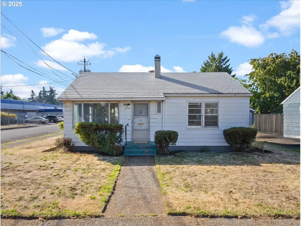 6248 NE Wasco Street Portland OR 97213