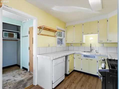 6248 NE Wasco Street Portland OR 97213