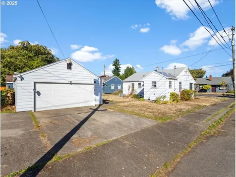 6248 NE Wasco Street Portland OR 97213