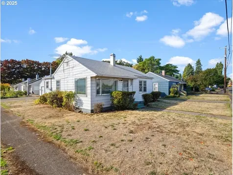 6248 NE Wasco Street Portland OR 97213