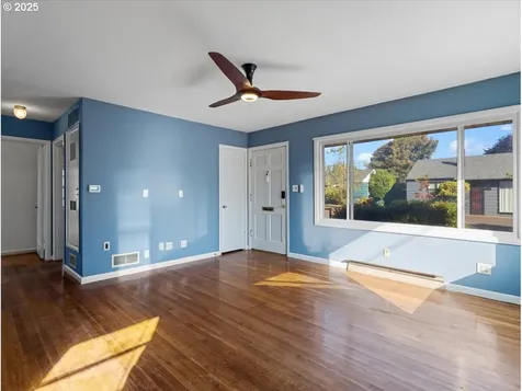 6248 NE Wasco Street Portland OR 97213
