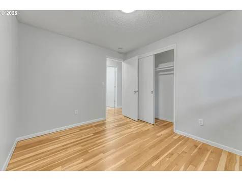 6306 SW 32nd Avenue Portland OR 97239