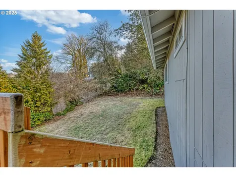 6306 SW 32nd Avenue Portland OR 97239