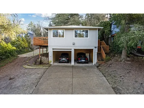 6306 SW 32nd Avenue Portland OR 97239