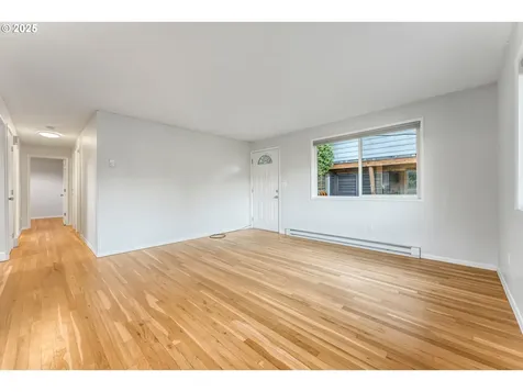 6306 SW 32nd Avenue Portland OR 97239