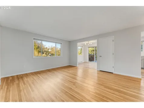 6306 SW 32nd Avenue Portland OR 97239