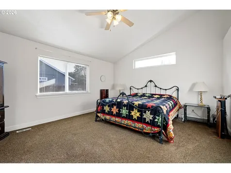 1635 Fairview Place Cottage Grove OR 97424