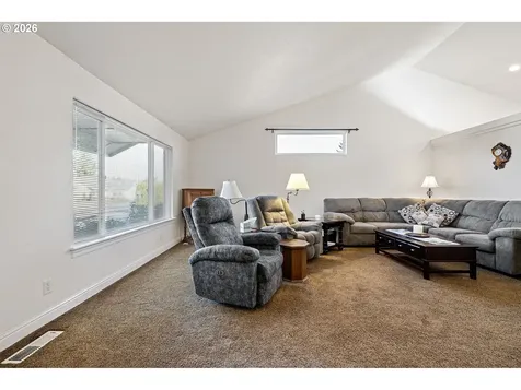 1635 Fairview Place Cottage Grove OR 97424