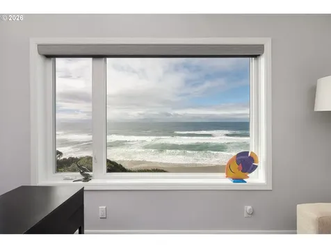 2151 NW Inlet Avenue Lincoln City OR 97367