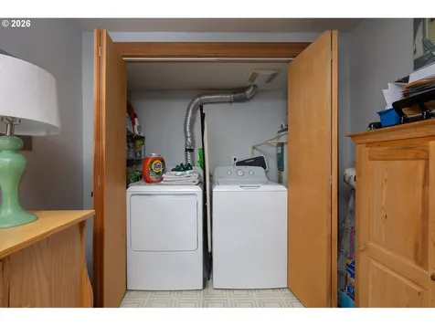 2151 NW Inlet Avenue Lincoln City OR 97367
