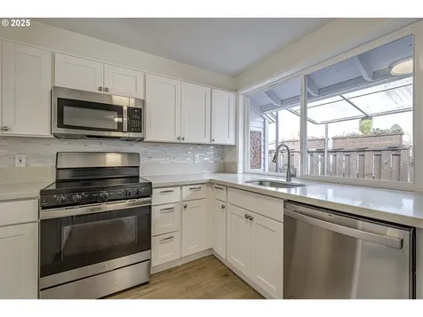 5027 SW Rocklynn Place Beaverton OR 97005