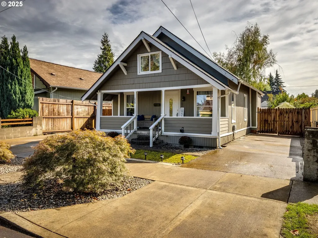 224 NW 11th Street Mcminnville OR 97128