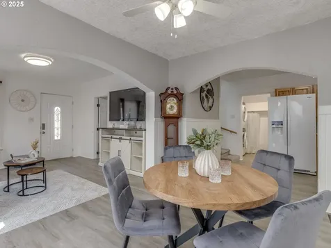 224 NW 11th Street Mcminnville OR 97128