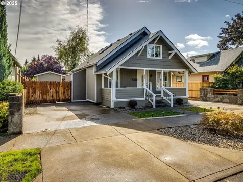 224 NW 11th Street Mcminnville OR 97128