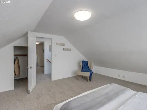 224 NW 11th Street Mcminnville OR 97128