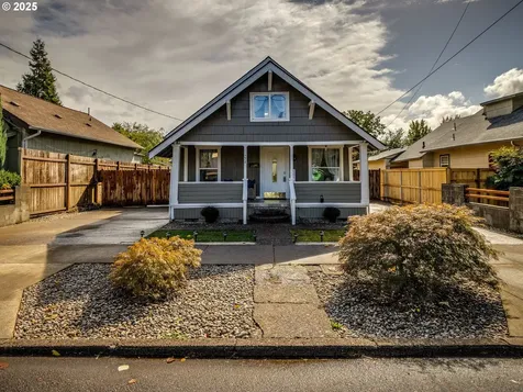 224 NW 11th Street Mcminnville OR 97128